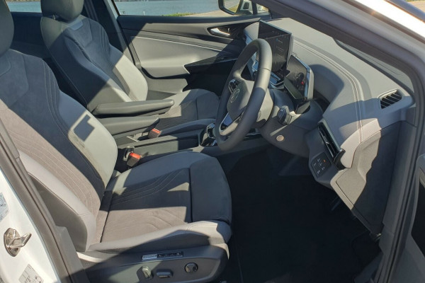 2025 MY25.5 Volkswagen ID. 4 E2 Pro SUV Image 8