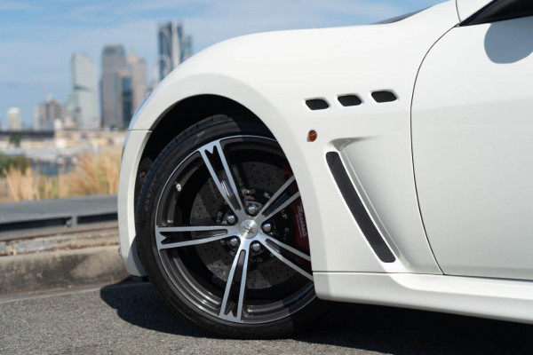 2016 Maserati Granturismo M/C Stradale Coupe Image 6