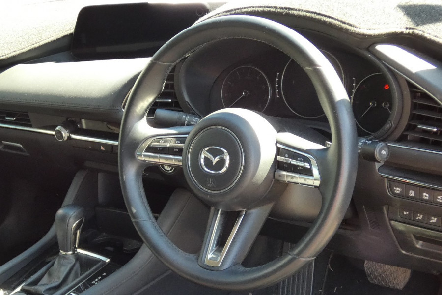 2020 Mazda 3 BP G20 TOURING Sedan Image 11