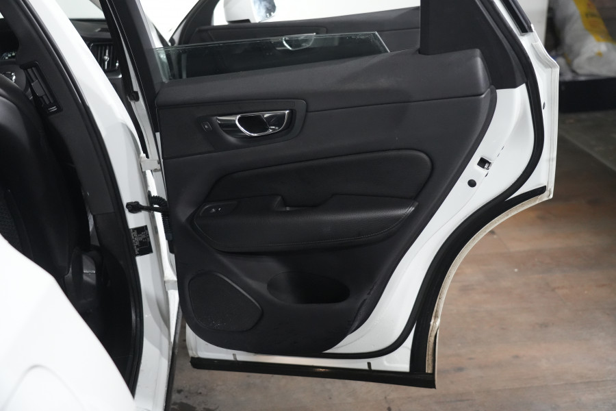 2019 Volvo XC60 UZ D4 Momentum SUV