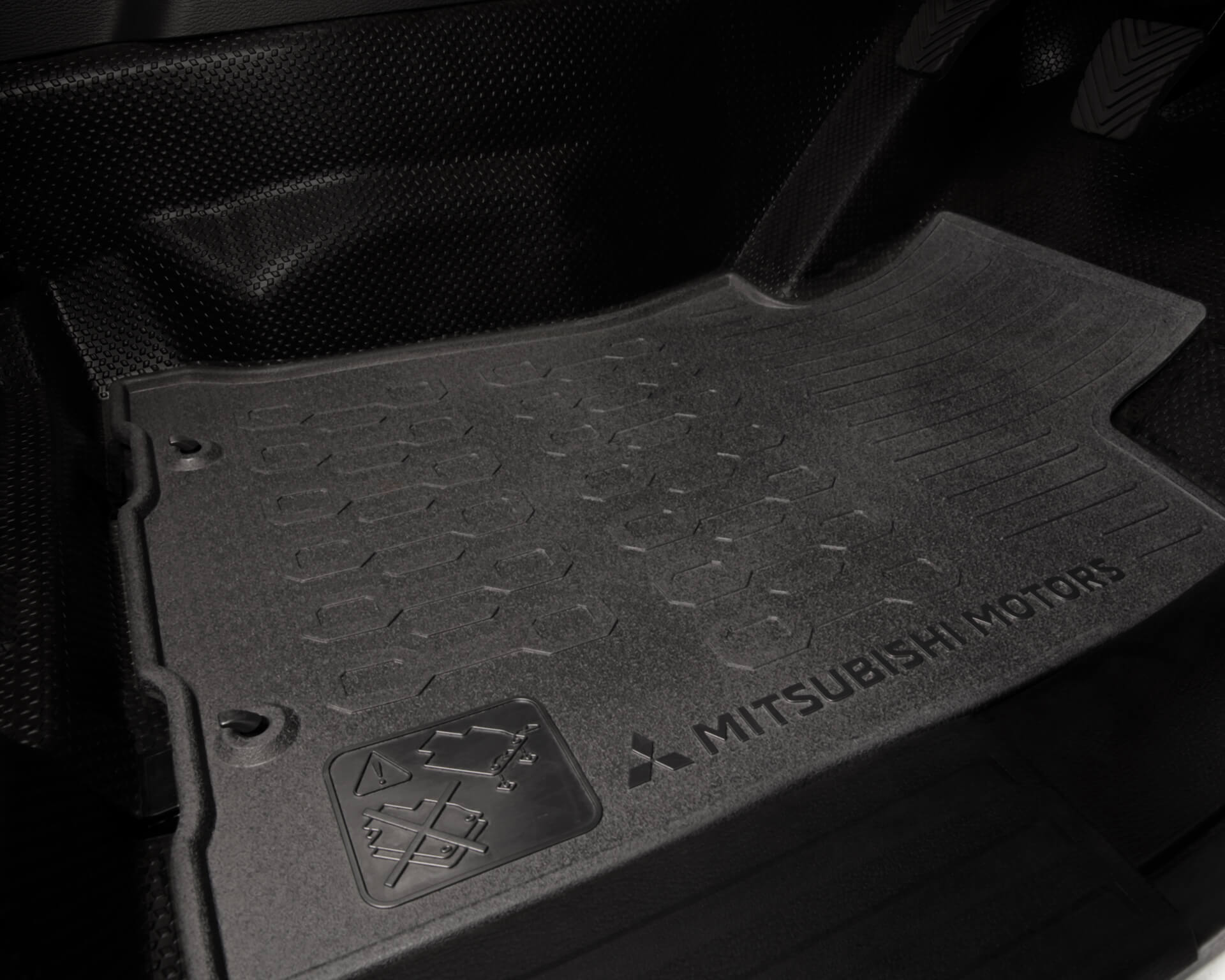Rubber Mats with Low Edge - Club Cab