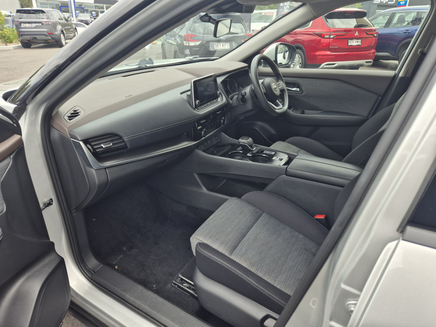 2024 MY25 Nissan X-Trail T33 ST SUV Image 20