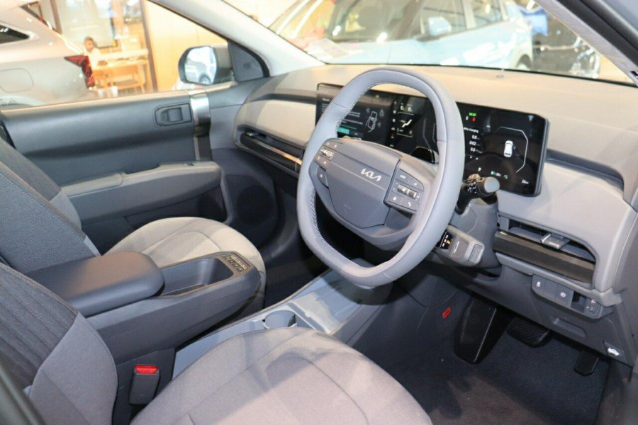2025 Kia EV3 SV Air Standard Range SUV Image 12