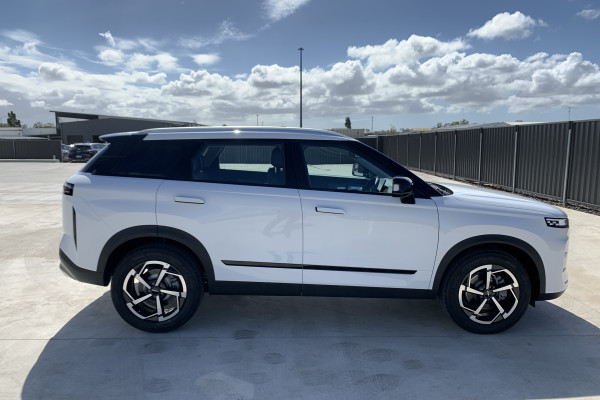 2026 MY25 Jaecoo J7 Track Wagon Image 8