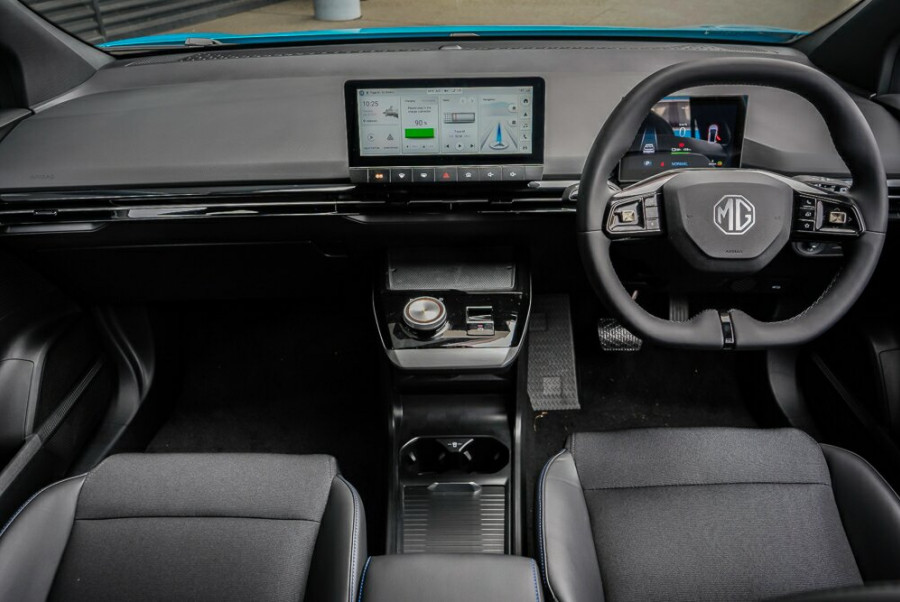 2024 MG MG4 MEH32 Essence 64 Hatch Image 10