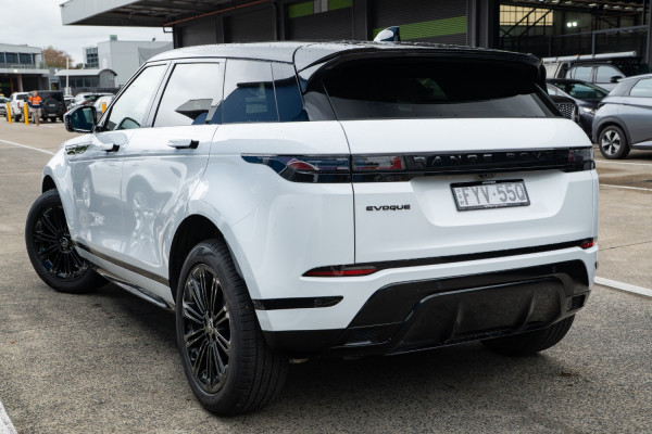 2026 Land Rover Range Rover Evoque L551 P250 Dynamic SE SUV image 2