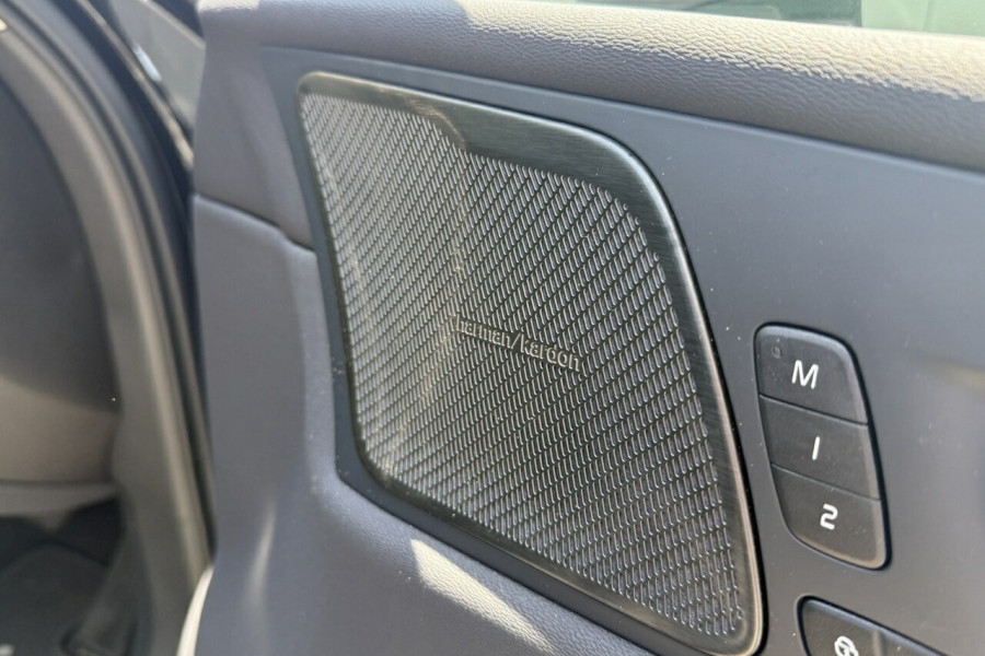 2024 MY25 Volvo XC60 UZ Ultra B5 Bright SUV Image 9