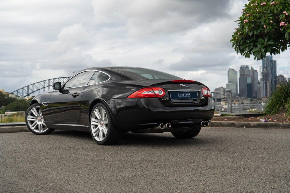2014 Jaguar Xkr 5.0 Sc V8 Coupe Image 2
