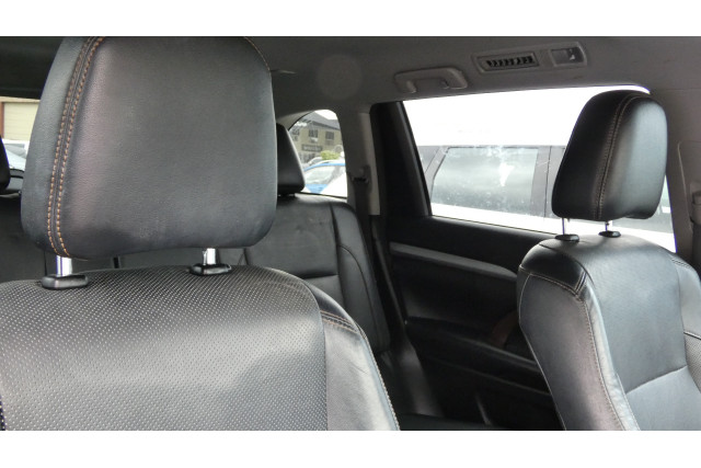 2018 MY17 Toyota Kluger GSU50R MY17 GXL 4X2 SUV Image 16