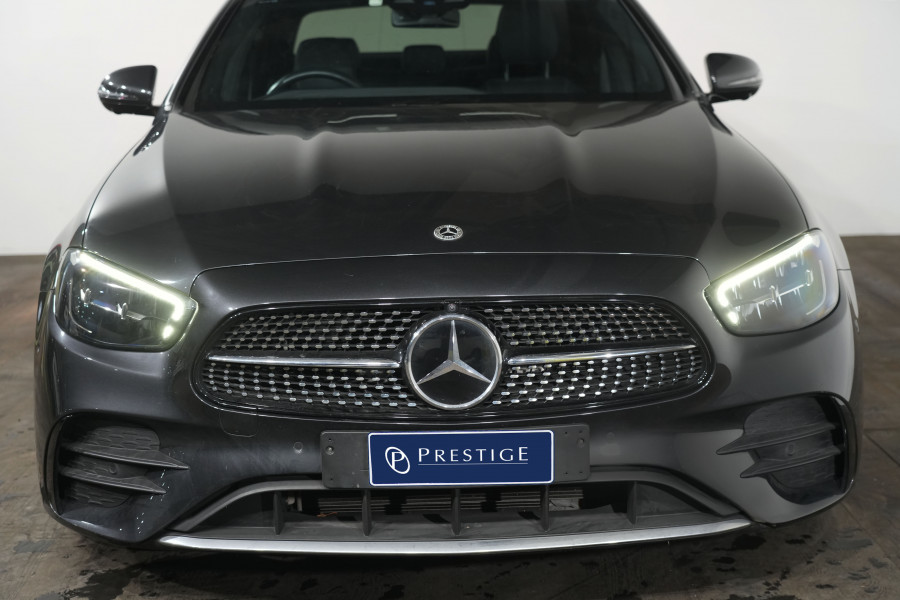 2022 Mercedes-Benz E-Class E200 Sedan Image 3