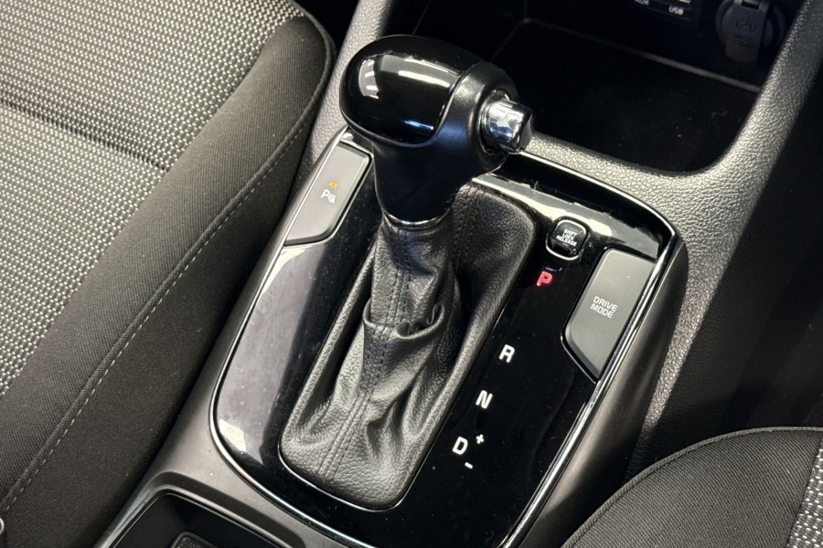 2018 Kia Cerato YD Sport Hatch Image 9