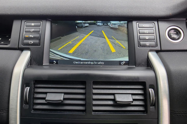 2017 Land Rover Discovery Sport L550 TD4 HSE SUV Image 15