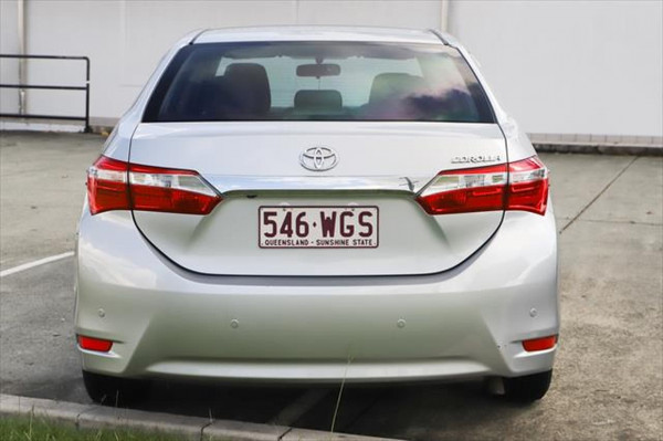 2014 Toyota Corolla ZRE172R SX Sedan