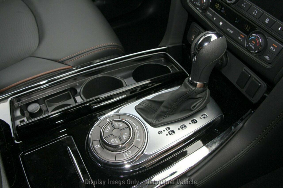 2025 Nissan Patrol Y62 Warrior SUV Image 13