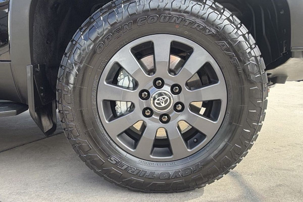 2026 Toyota LandCruiser Prado GDJ251R Altitude SUV Image 4