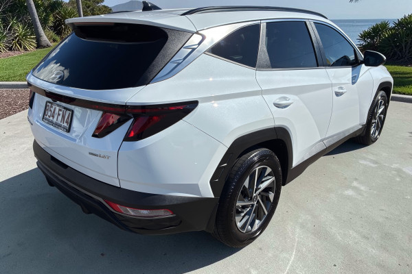 2022 Hyundai Tucson Elite SUV Image 3