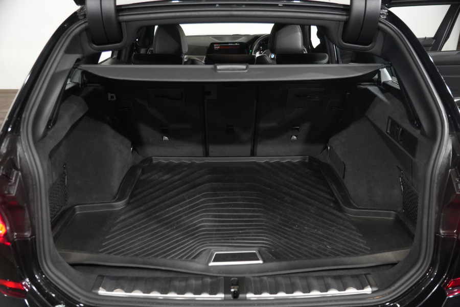 2022 BMW 3 Series 30i M Sport Touring SUV