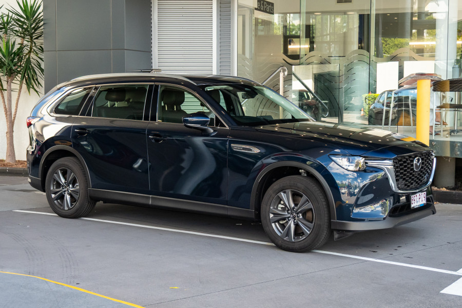 2025 Mazda CX-80 KL D50e Touring SUV Image 3