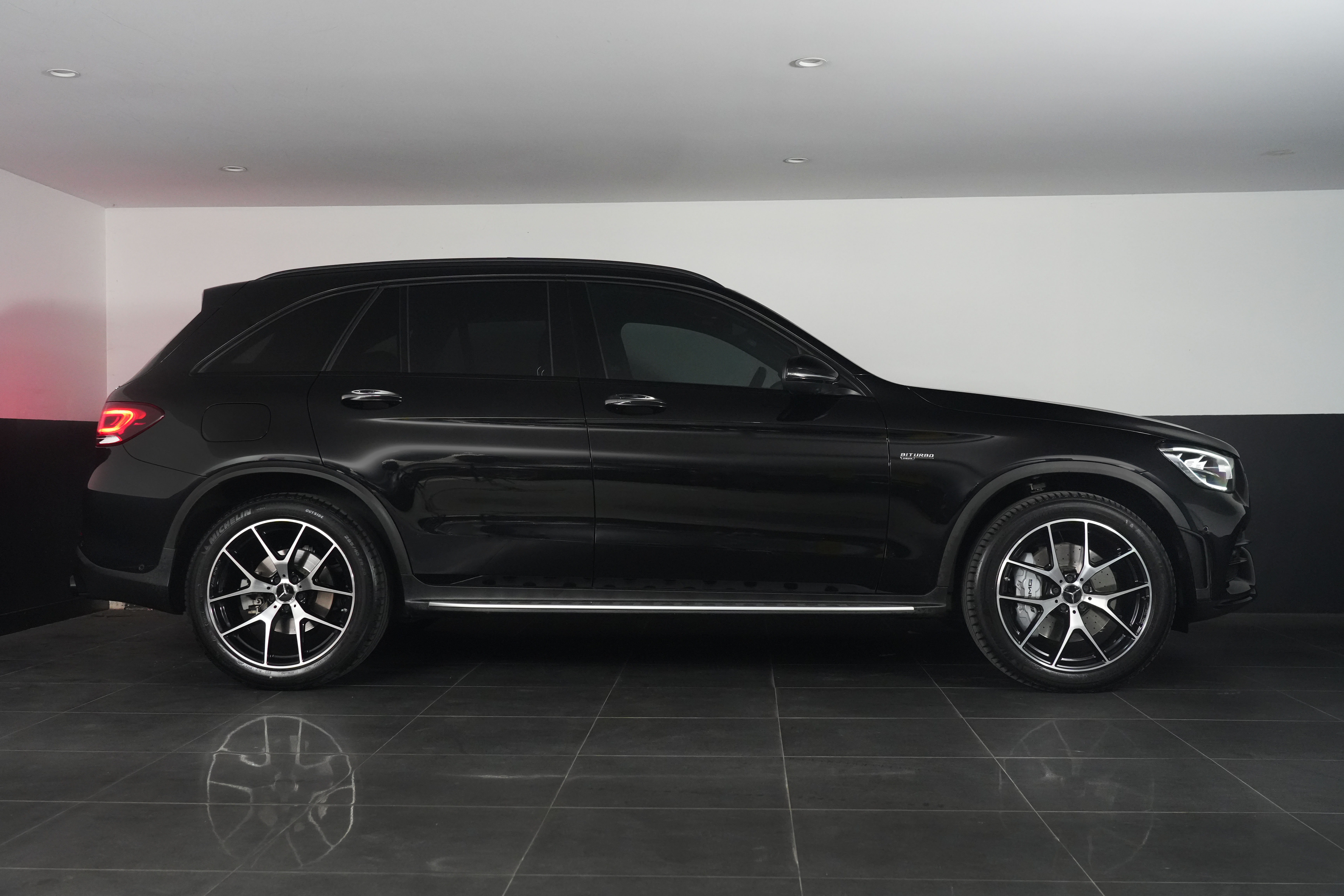 2022 Mercedes-Benz GLC-Class GLC43 AMG SUV Image 19