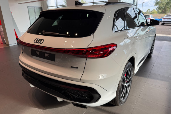 2025 Audi Q5 FY SUV Image 3