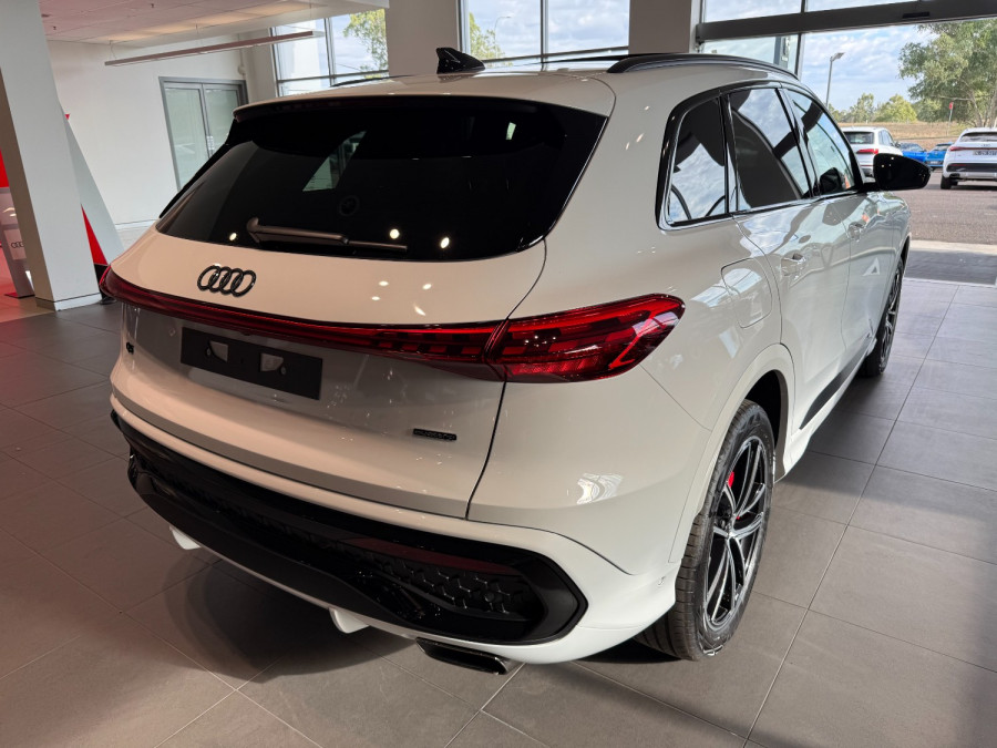 2025 Audi Q5 FY SUV Image 3