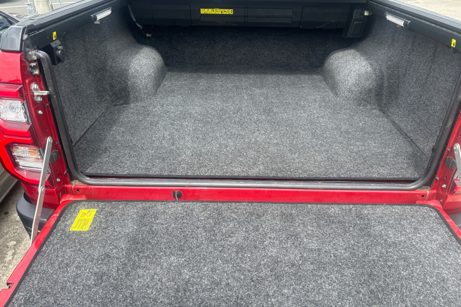 2022 Toyota HiLux GUN126R Rogue Double-Cab Pick-Up Image 26