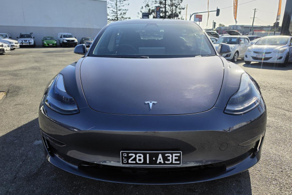 2021 Tesla Model 3  Long Range Sedan Image 4