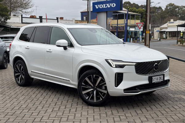 2026 Volvo XC90 L Series Plus B5 Bright SUV Image 1