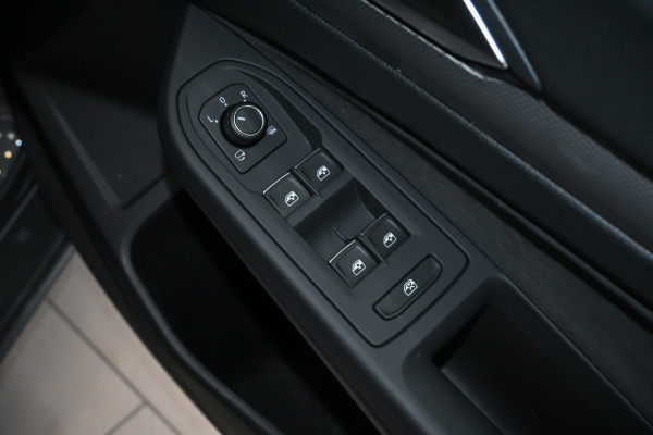 2025 Volkswagen Golf 8.5 110TSI Style Hatch Image 10
