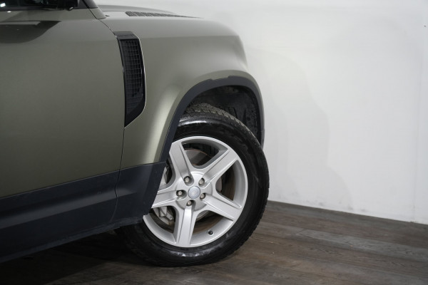 2023 Land Rover Defender L663 130 D300 SE SUV Image 10