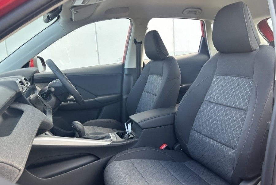 2025 MG ZS ZS32 Excite SUV Image 18