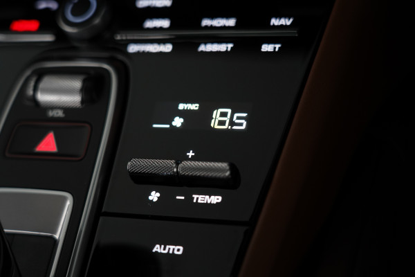 2021 Porsche Cayenne Gts SUV Image 32