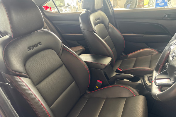 2020 Hyundai Elantra AD.2 Sport Sedan Image 7