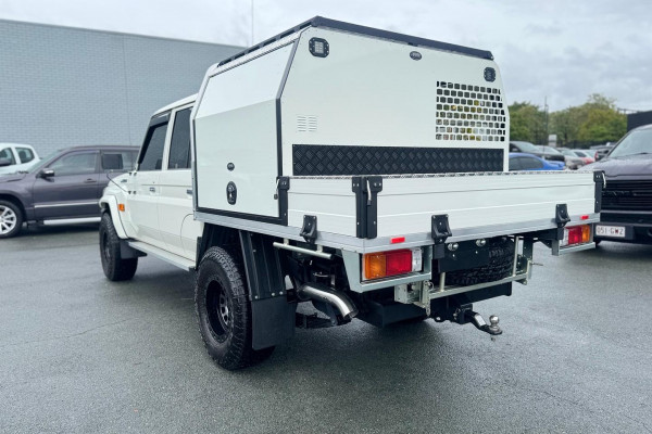 2023 Toyota LandCruiser VDJ79R WorkMate Double-Cab Cab-Chassis Image 10