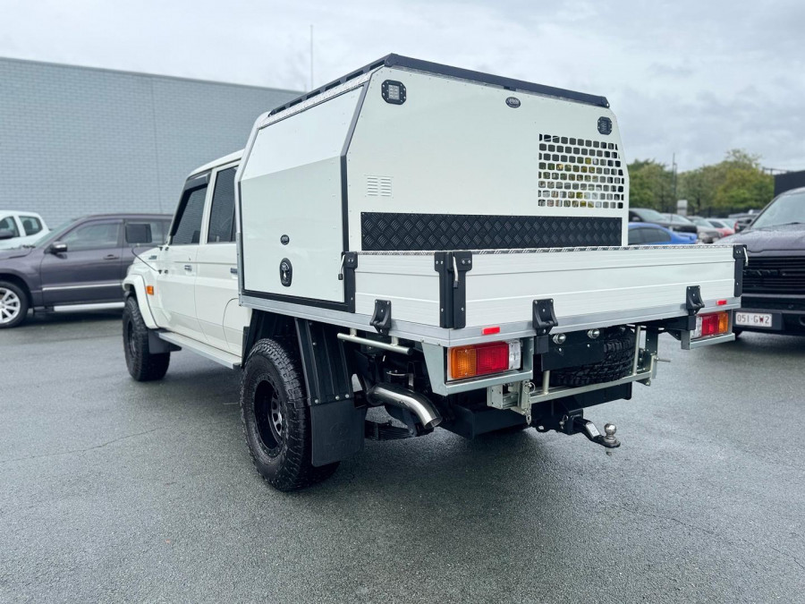 2023 Toyota LandCruiser VDJ79R WorkMate Double-Cab Cab-Chassis Image 10