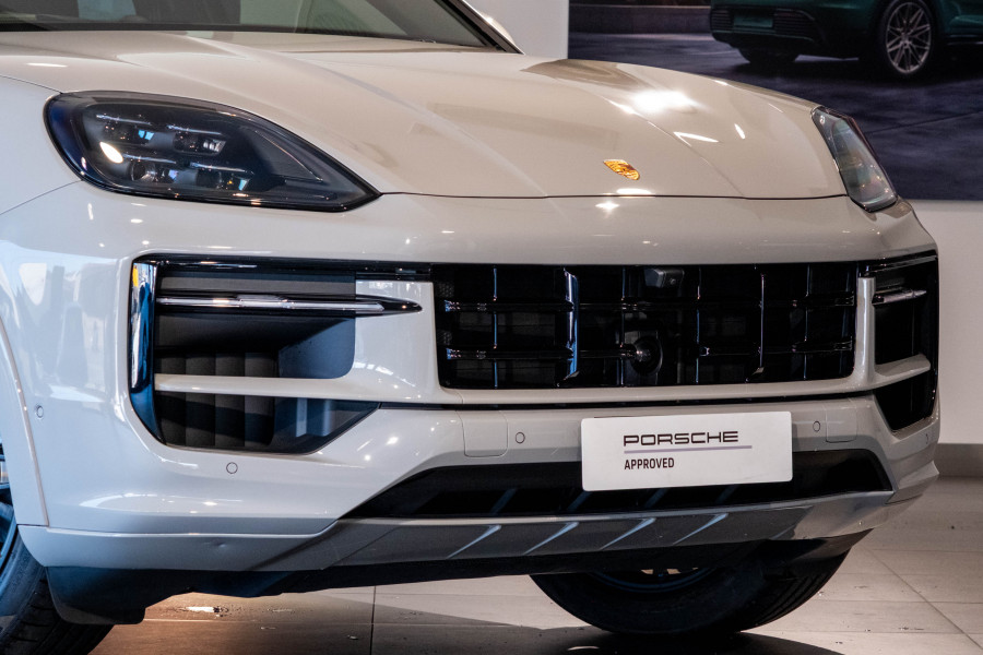 2024 Porsche Cayenne GTS SUV
