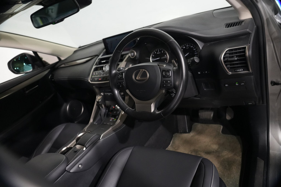 2020 Lexus Nx300 Luxury (Awd) SUV