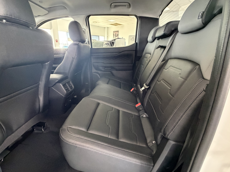 2026 MY26.5 Ford Ranger Super Duty  XLT Cab Chassis Image 10