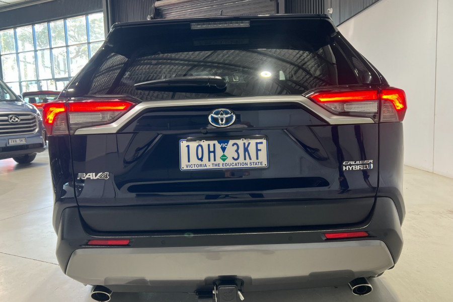 2019 Toyota RAV4 ASA44R Cruiser SUV Image 6