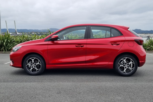 2025 MG 3 MG3 1.5petrol/ cvt/ excite Hatch Image 5