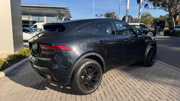 2024 MY24.75 Jaguar E-PACE X540 R-Dynamic SE SUV image 7