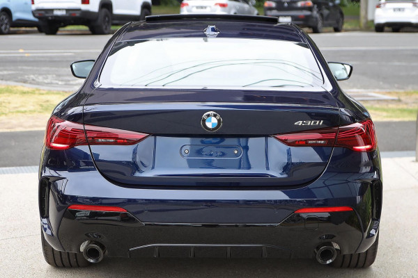 2025 BMW 4 Series G22 LCI 430i M Sport Coupe image 4