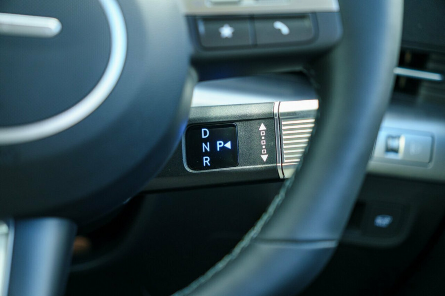 2025 Hyundai KONA SX2.V2 Premium SUV Image 15