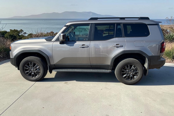 2026 Toyota LandCruiser Prado GDJ251R GXL SUV Image 7