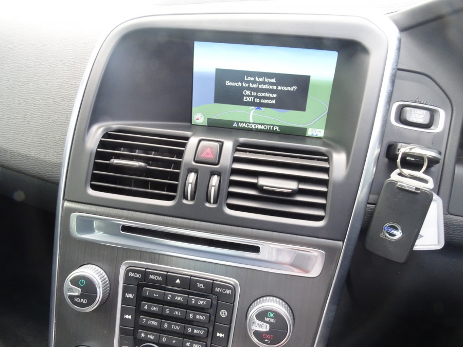 2016 Volvo XC60 DZ D4 Luxury Wagon Image 16