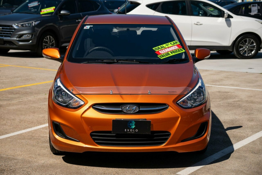 2015 MY16 Hyundai Accent RB3 Active Hatch Image 5