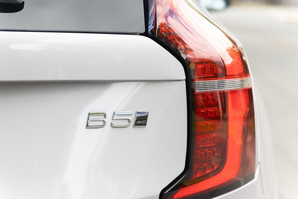 2025 MY26 Volvo XC90 L Series Ultra B5 Dark SUV Image 12