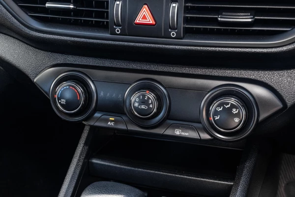 2024 Kia Cerato BD S Hatch Image 16