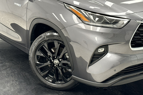 2022 Toyota Kluger AXUH78R Grande SUV Image 2