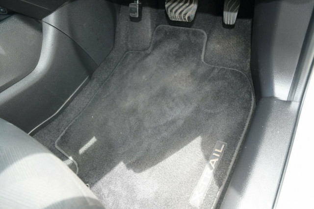 2015 Nissan X-Trail ST X-tronic 2WD 8 of 19